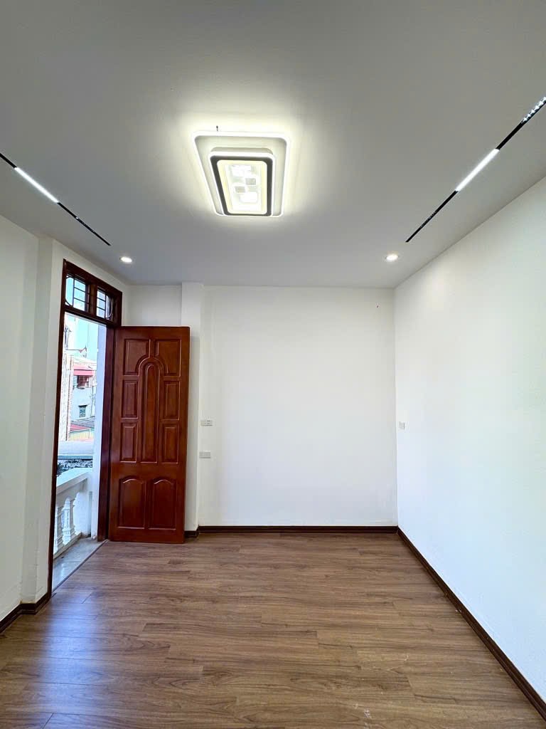 Nhà đẹp Xuân Đỉnh, dân xây chắc chắn, lên tầng thoải mái - Ảnh 4