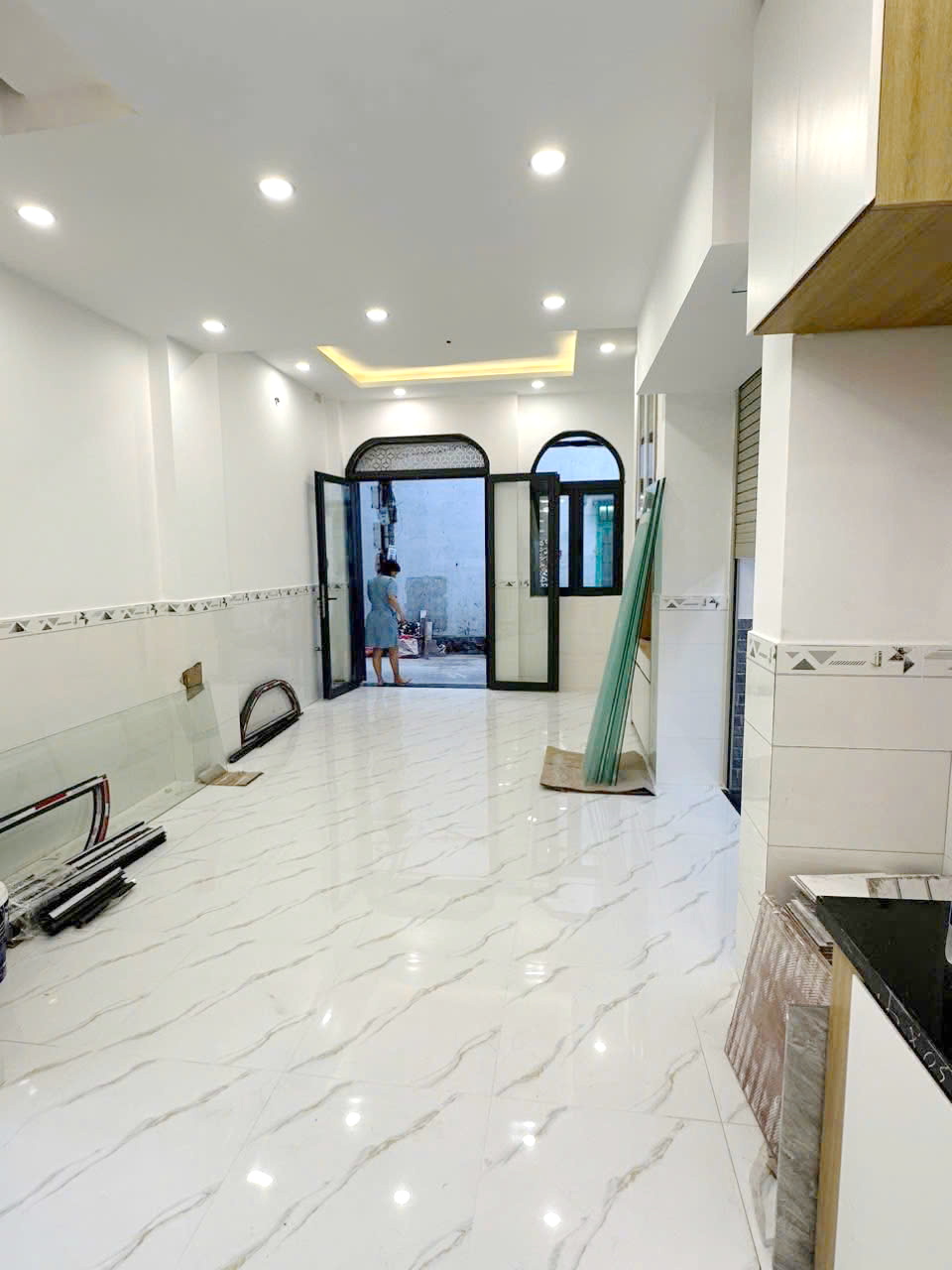 Nhà góc mới 4 tầng hẻm 4m đường Bông Sao P5Q8. Giá: 3.88 tỷ - Ảnh 1