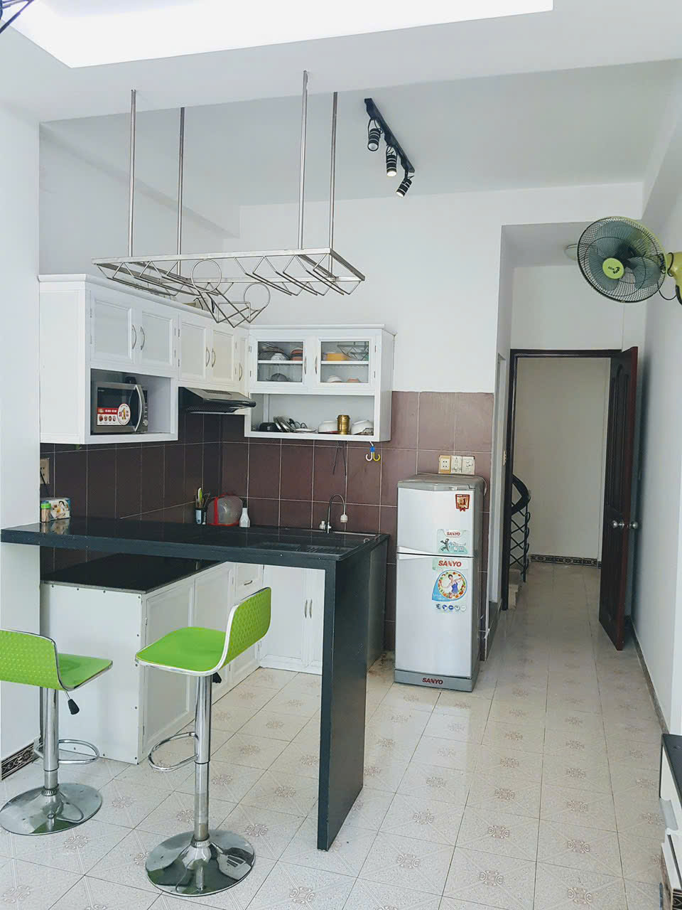 Nhà 5 tầng MT Phan Văn Trị P2Q5. Giá: 9.3 tỷ - Ảnh 4