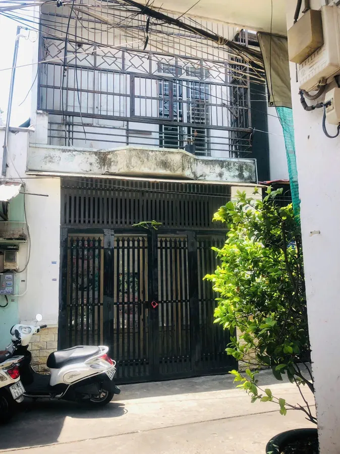BÁN GẤP NHÀ HẺM 123 Huỳnh Thiện Lộc 50 MÉT GIÁ MỀM 4.95 tỷ Tân Phú Hồ Chí Minh 🌷XE HƠI NGỦ TRONG - Ảnh 1