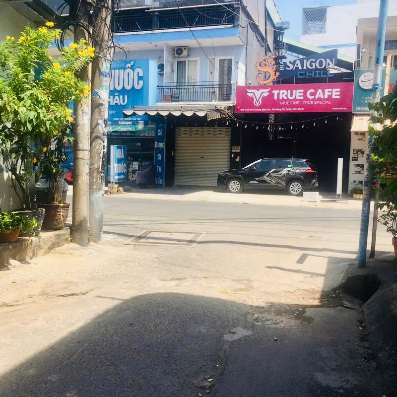 Bán nhà Hoàng Bật Đạt, P.15, Tân Bình, hẻm ô tô đậu cửa, gần sân bay, nhà ga T3, chỉ 4 tỷ 8 nhỉnh - Ảnh 1