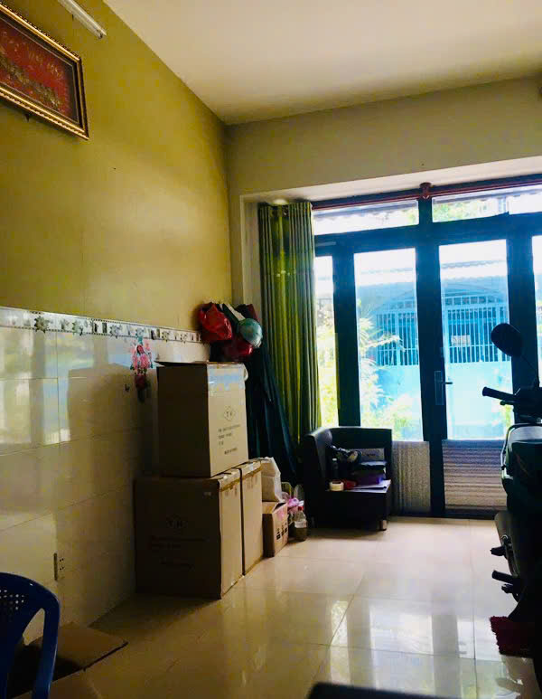 Bán nhà Hoàng Bật Đạt, P.15, Tân Bình, hẻm ô tô đậu cửa, gần sân bay, nhà ga T3, chỉ 4 tỷ 8 nhỉnh - Ảnh 3