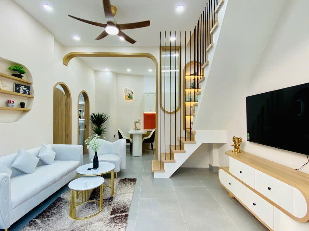 Giảm 100 triệu bán nhanh nhà đẹp 3 phòng ngủ, hẻm xe hơi đậu cửa, sát mặt tiền Quang Trung chỉ 4 tỷ - Ảnh 1