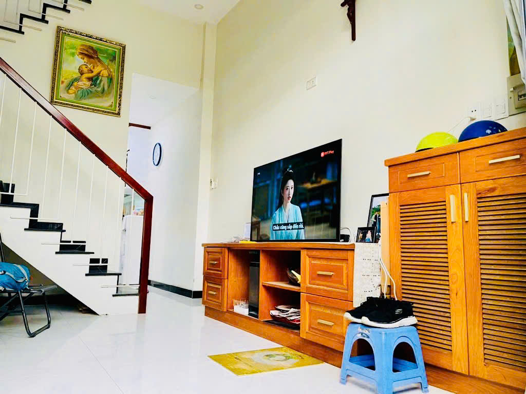 Bán nhà Thống Nhất, P.16, Gò Vấp, hẻm xe hơi, 2 tầng, chỉ 4 tỷ 9 nhỉnh thương lượng - Ảnh 3