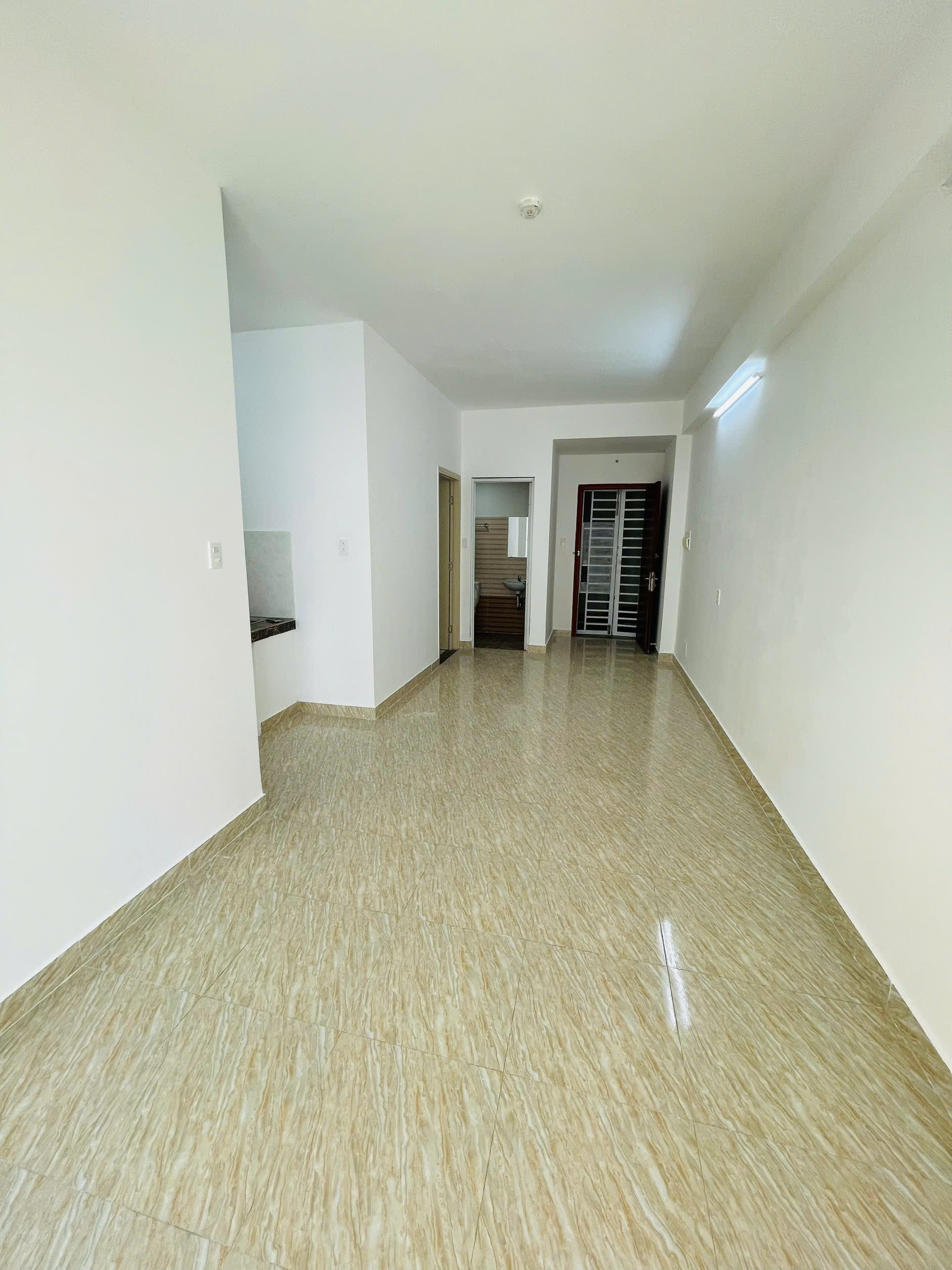 Chính chủ cần bán chung cư Hoàng Quân <br>❌ Giá tốt sẵn sổ hồng  lâu dài ❌<br>- Diện tích sd 55m, view hồ - Ảnh 2