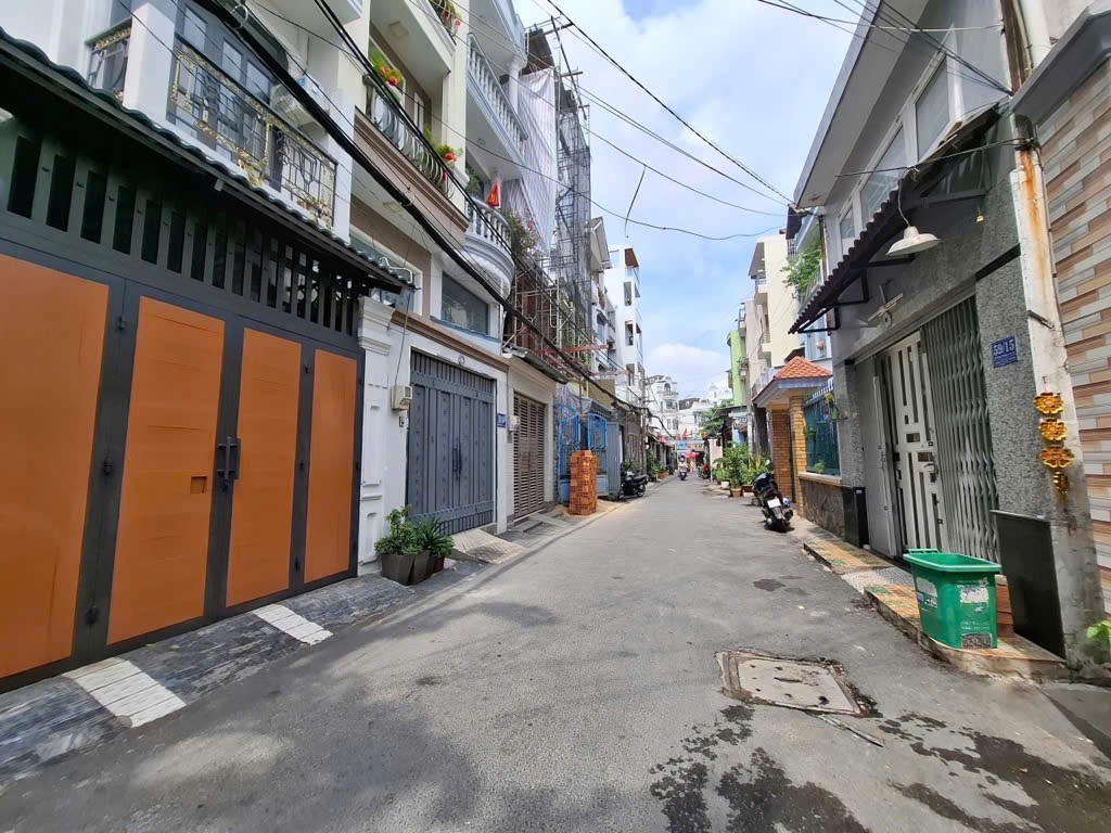 CHỈ 5 PHÚT RA SÂN BAY TSN - NGAY TRUNG TÂM GV - GIÁP PHẠM VĂN ĐỒNG & BV 175 - 67M² - 5 TẦNG CHỈ HƠN 7 TỶ - Ảnh 1