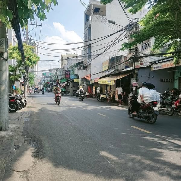 Nhà MT Đường Tôn Đản Phường 10 Quận 4. - Ảnh chính
