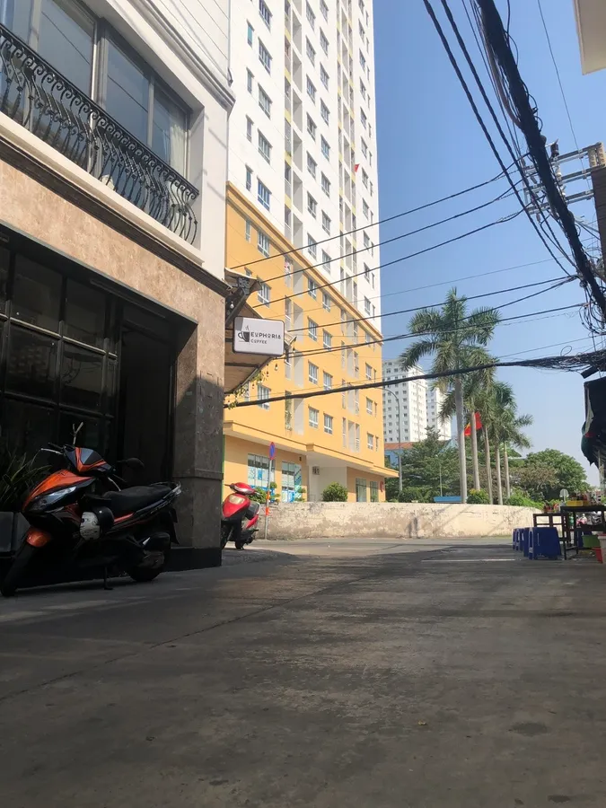 BÁN GẤP NHÀ HẺM 262 Lũy Bán Bích GIÁ 5.45 tỷ Tân Phú Hồ Chí Minh -Diện tích: 56m2 sử dụng 232m2, - Ảnh 2