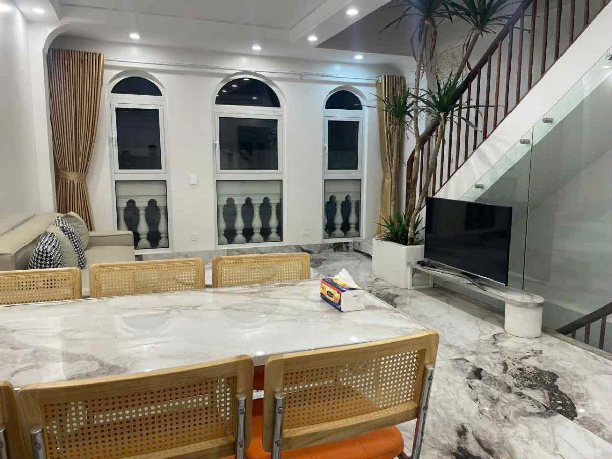 NHÀ MỚI HOA BẰNG NGÕ THÔNG KINH DOANH_ THANG MÁY_ 35m2 6 tầng mt 5m Giá 12 tỷ - Ảnh 2