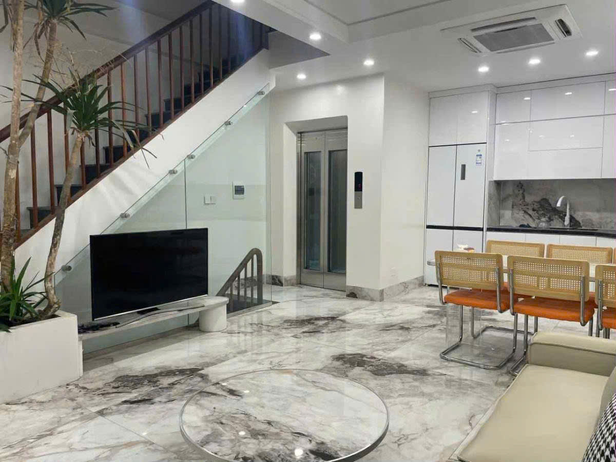 NHÀ MỚI HOA BẰNG NGÕ THÔNG KINH DOANH_ THANG MÁY_ 35m2 6 tầng mt 5m Giá 12 tỷ - Ảnh 1