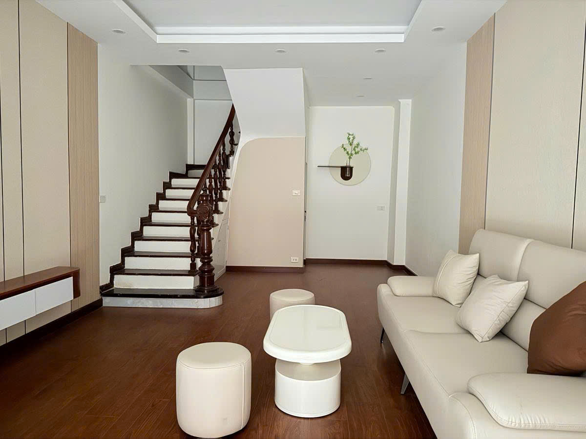 PHỐ CHỢ KHÂN THIÊN - NGÕ THÔNG - 32m2 6 tầng mặt tiền 4m Giá 7.98 tỷ - Ảnh 2