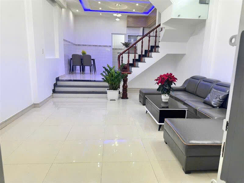✈️NHÀ 3 LẦU HXH ĐƯỜNG HÀ HUY GIÁP PHƯỜNG THẠNH XUÂN QUẬN 12 CHỈ 5 TỶ- DT 70m2(5,5x13)<br><br>✅Diện tích - Ảnh 1