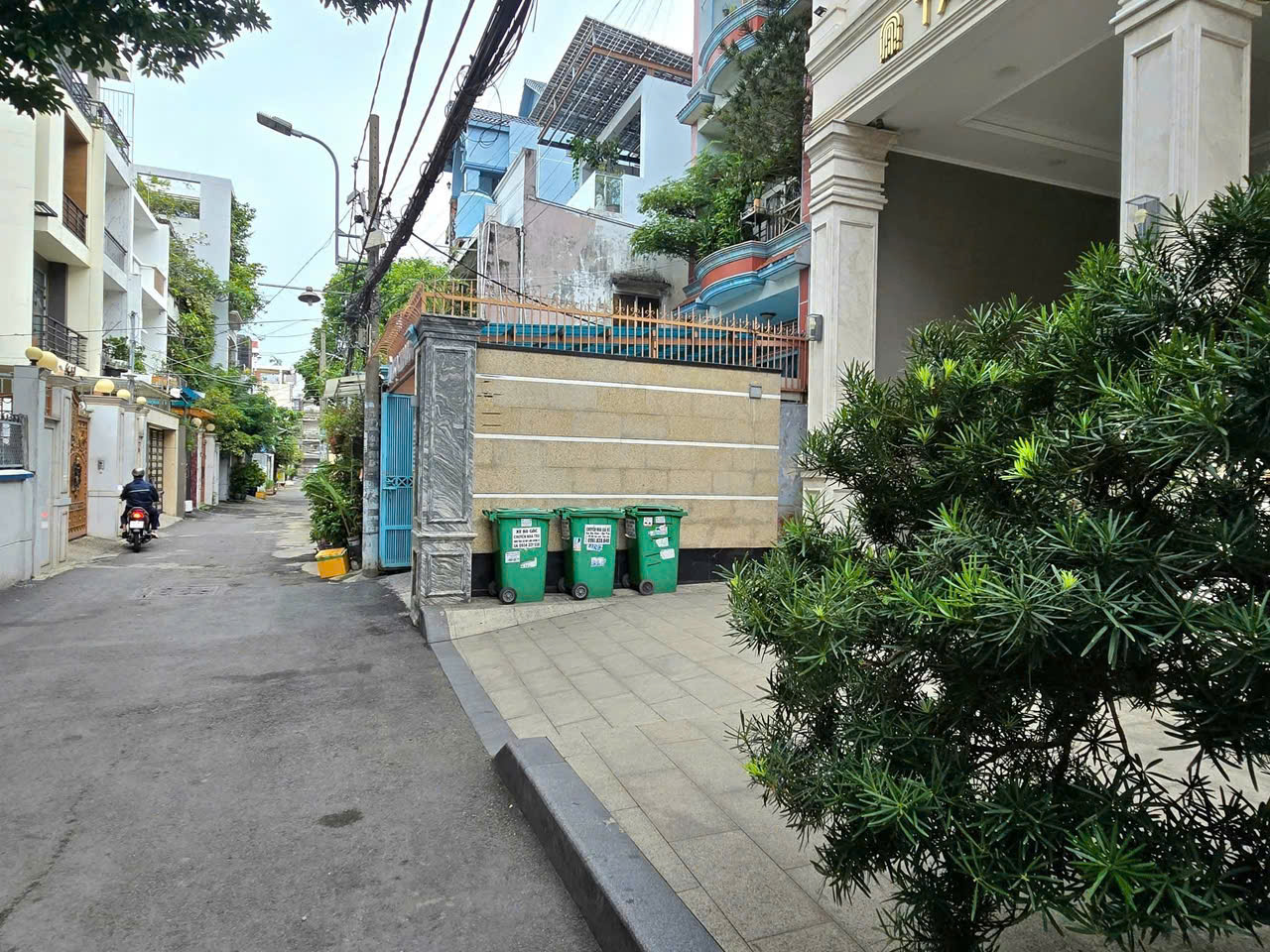XE HƠI NGỦ NHÀ - NƠ TRANG LONG THÔNG LÊ QUANG ĐỊNH - P7 BÌNH THẠNH - KHU VIP - 4 TẦNG BTCT - GẤP - Ảnh chính