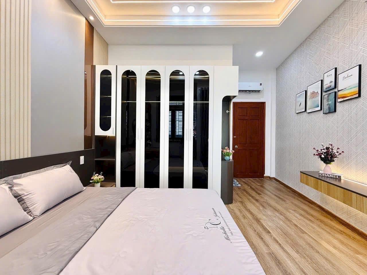 **Bán nhà căn góc 2MT Phạm Văn Hai, p3, Tân Bình (4,5x14) 4 tầng 7 tỷ - Ảnh 2