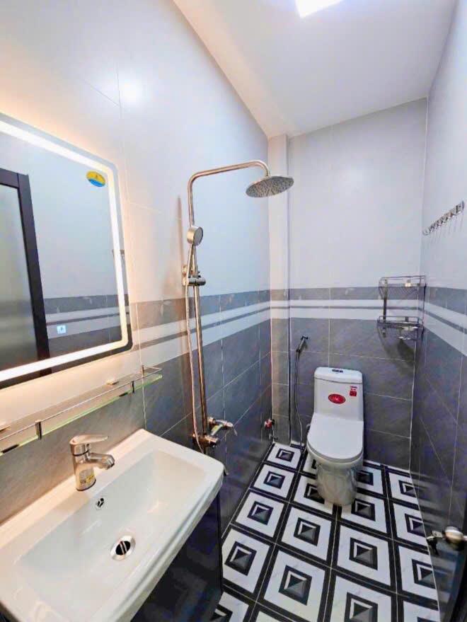**Bán nhà hẻm xe hơi Lạc Long Quân** p10, Tân Bình; (5*11) căn góc 7 tỷ - Ảnh 3