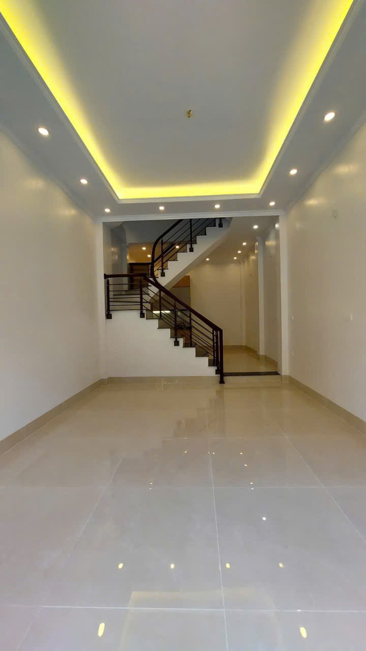 BÁN NHÀ NGỌC HỒI- THANH TRÌ, 35/40 M2, 4 TẦNG, MT 4 M, GIÁ 9,2 TỶ. - Ảnh chính