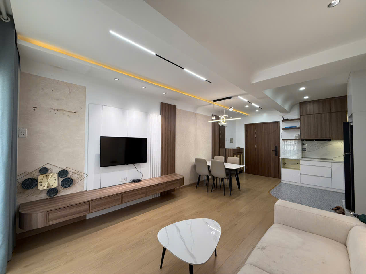 Bán căn hộ chung cư sổ đỏ Nơ 1A Linh Đàm, quận Hoàng Mai, 73m2, 3 ngủ, 4.0x tỷ - Ảnh chính