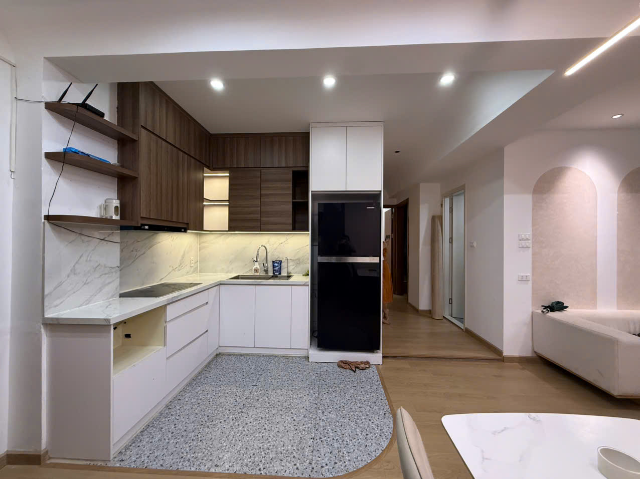 Bán căn hộ chung cư sổ đỏ Nơ 1A Linh Đàm, quận Hoàng Mai, 73m2, 3 ngủ, 4.0x tỷ - Ảnh 2
