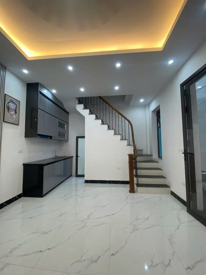 NHÀ MỚI ĐẸP Kẻ Tạnh 30M2 X 5 TẦNG, MẶT TIÊN  6.46M, 5.98 TỶ.LONG BIÊN. - Ảnh 2