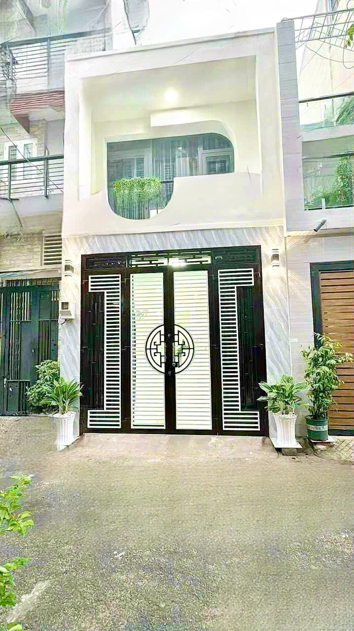 Bán nhà Q10, thông CMT8, oto trong nhà, 44M2, cao 2 tầng 2 phòng: Nhỉnh 6 Tỷ. - Ảnh 1