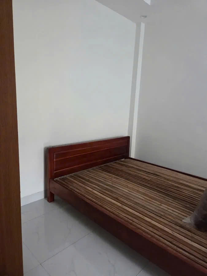 BÁN NHÀ RIÊNG Bát Khối 35m2,X 5 tầng mặt tiền 6m, 5.4 tỷ Long Biên. - Ảnh 2
