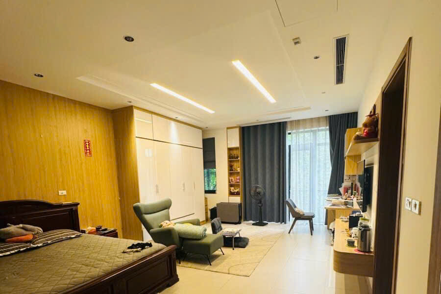 BIỆT THỰ 198M² CIPUTRA – HƯỚNG TÂY NAM, CẠNH TRUỜNG ACADEMY. GIÁ 78 TỶ. - Ảnh 2