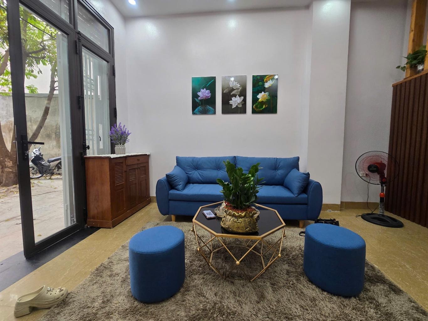 NHÀ ĐẸP DÂN XÂY - FULL NỘI THẤT - CHỈ VIỆC XÁCH VALI VỀ Ở - THOÁNG MÁT NHẤT PHỐ - GẦN Ô TÔ - VÀI BƯỚC CHÂN RA PHỐ XỐM - Ảnh 2