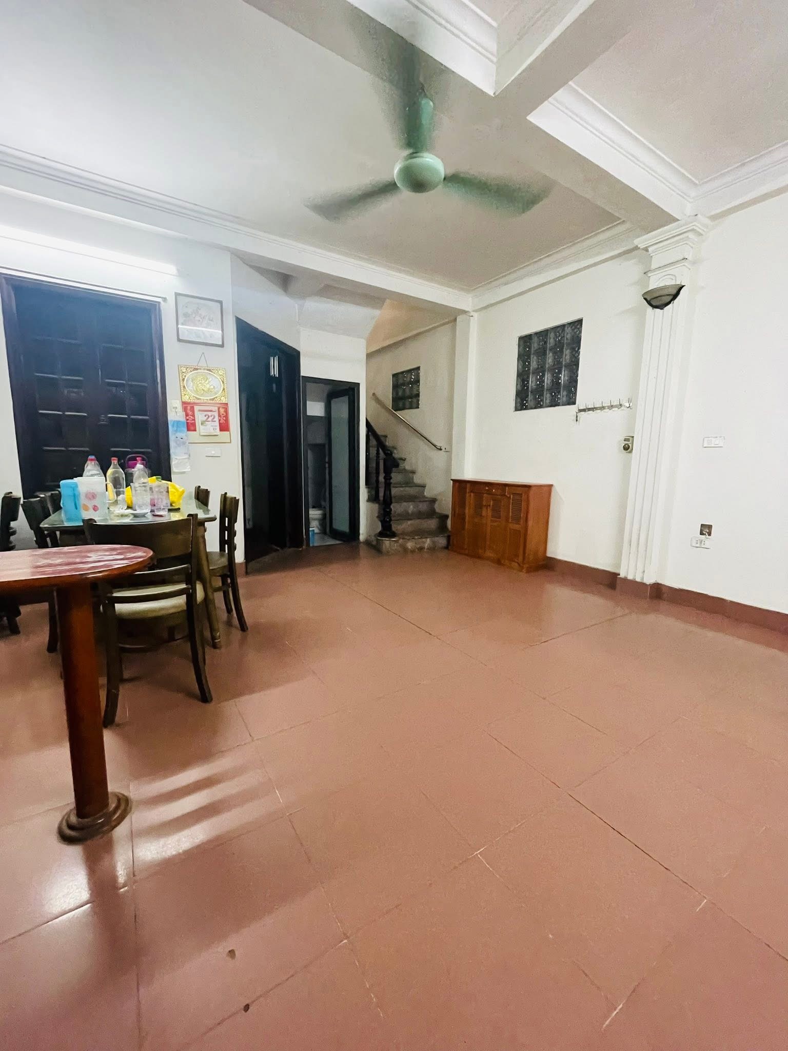 Chính chủ bán nhà Đội Cấn, Liễu Giai - trung tâm Ba Đình - Ảnh chính
