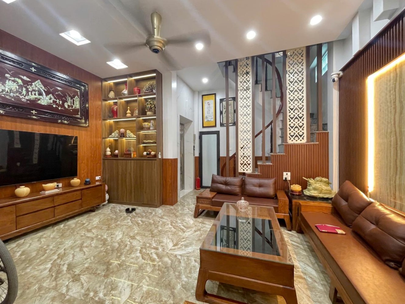 Bán nhà Hoàng Đạo Thành, Thanh Xuân, ô tô đỗ cửa, 35m2, 10.99 tỷ - Ảnh chính