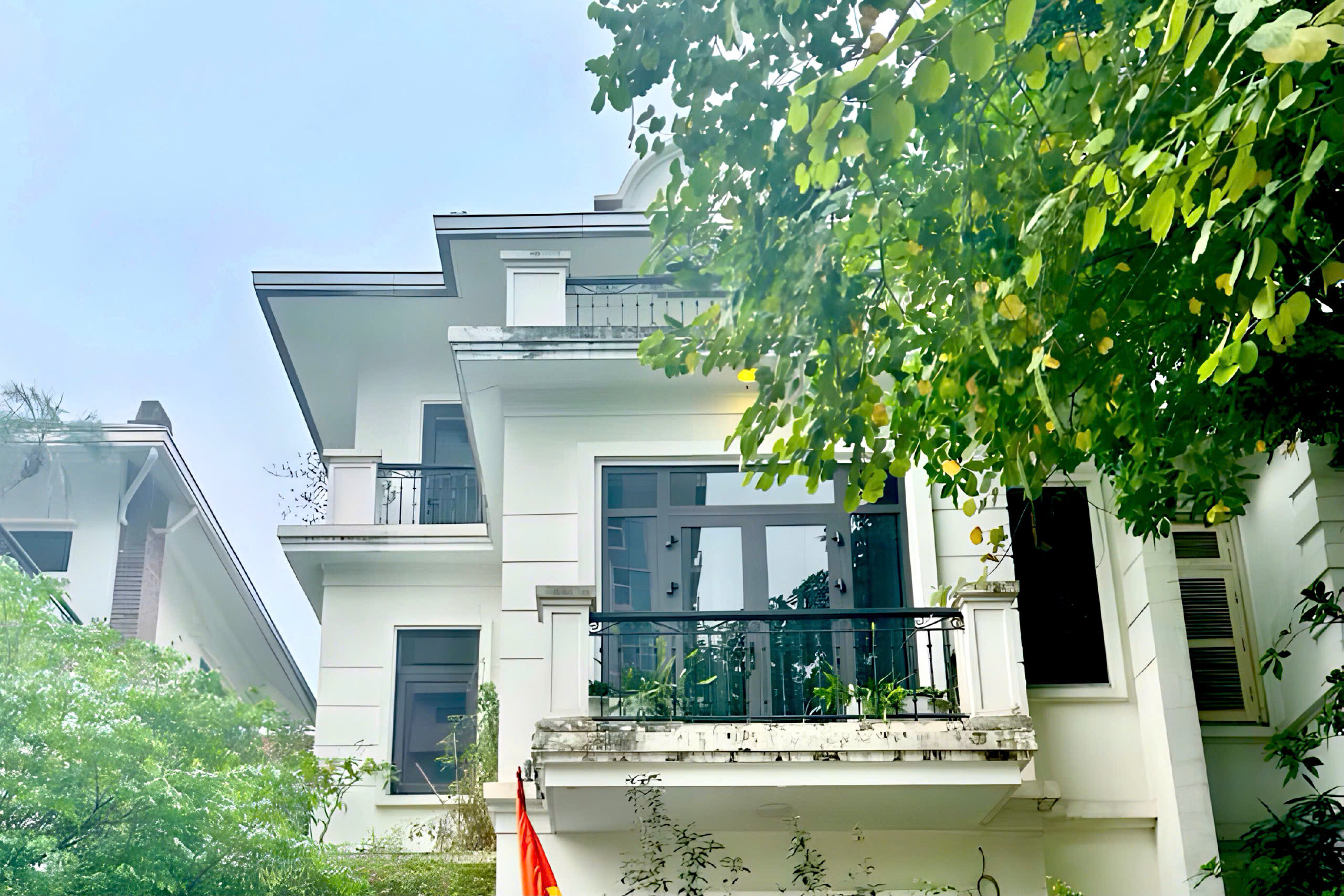 BÁN BT 198M2 CẠNH TRƯỜNG UNIS, ACADEMY. FULL NT GIÁ 78 TỶ. - Ảnh chính