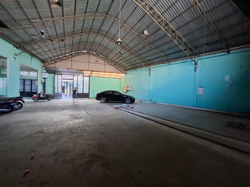 BÁN GẤP NHÀ MẶT TIỀN BÌNH TÂN GIÁP TÂN PHÚ – NGANG 15M – NỞ HẬU 23M – DIỆN TÍCH KHỦNG 490M² - Ảnh 2