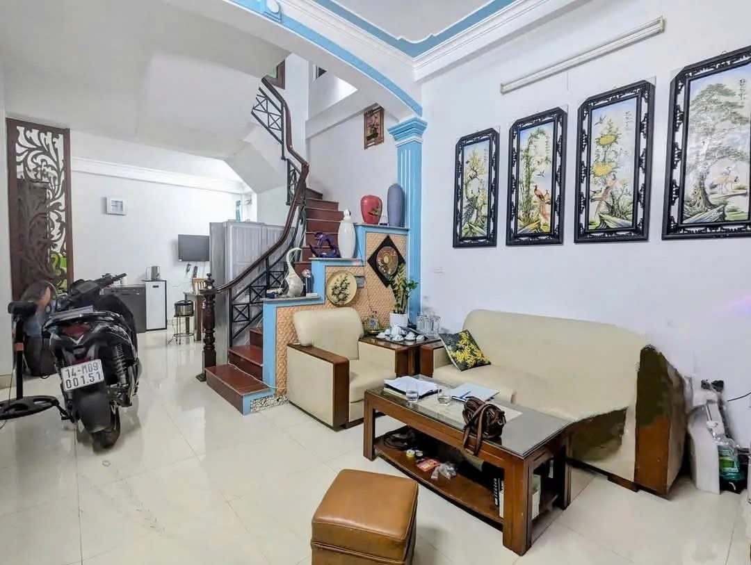 NHÀ ĐẸP MỚI Ngọc Thụy 30m2 X 5 tầng mặt tiền 4.15m, 6.3 tỷ Long Biên. - Ảnh 2