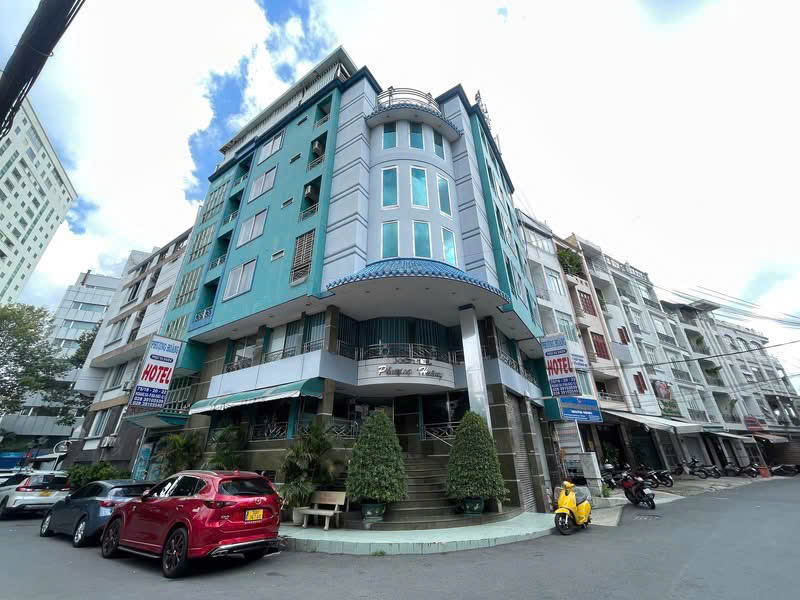 Bán khách sạn 75 Hoàng Sa ngang khủng - Thu nhập 500 triệu/tháng - hầm 8 tầng - 36 phòng - Ảnh 1