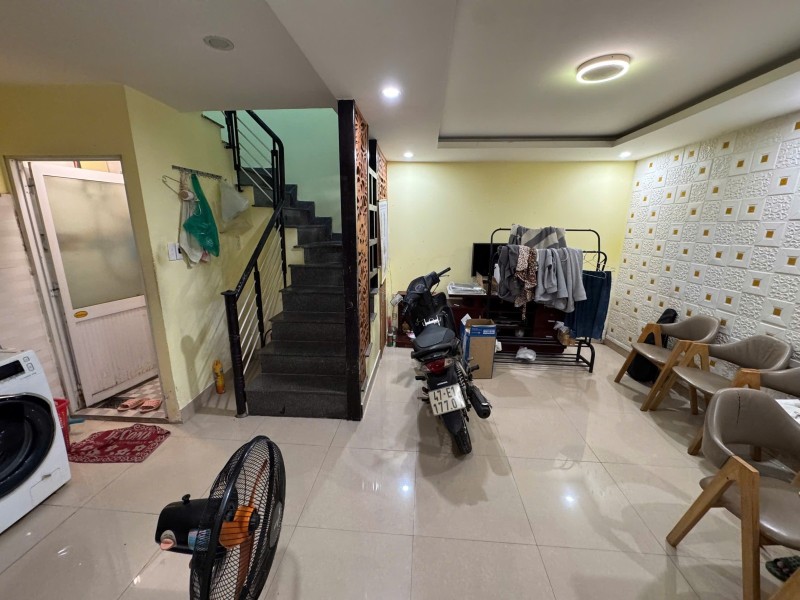 # Nhà Kiệt Hoàng Diệu thông Lê Đình Lý, 30m2, 2 tầng 2.x tỷ - Ảnh 3