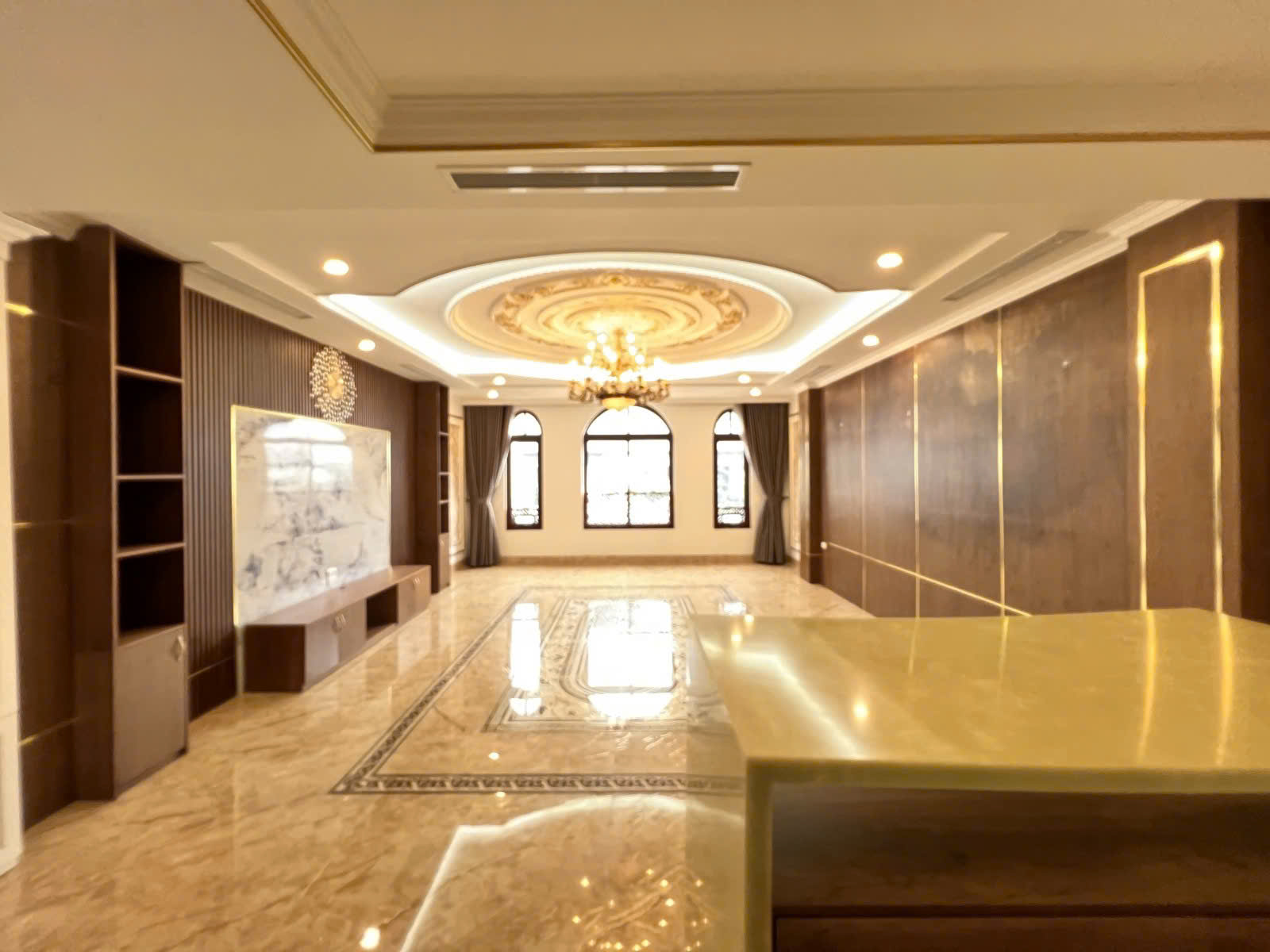 BÁN NHÀ LIỀN KỀ VIP NGUYỄN TUÂN – 72M2 – 5 TẦNG – KINH DOANH ĐỈNH – DÒNG TIỀN CỰC MẠNH! 0817606560 - Ảnh chính