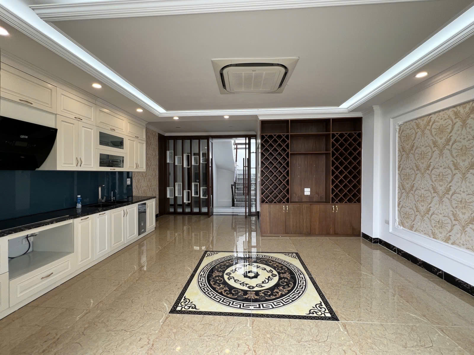 BÁN NHÀ LIỀN KỀ VIP NGUYỄN TUÂN – 72M2 – 5 TẦNG – KINH DOANH ĐỈNH – DÒNG TIỀN CỰC MẠNH! 0817606560 - Ảnh 1