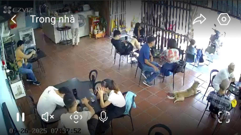 CẦN SANG LẠI QUÁN CÀ PHÊ TẠI HÒA MINH, LIÊN CHIỂU – VỊ TRÍ ĐẸP, CHỈ VIỆC VÀO LÀ KINH DOANH - Ảnh chính