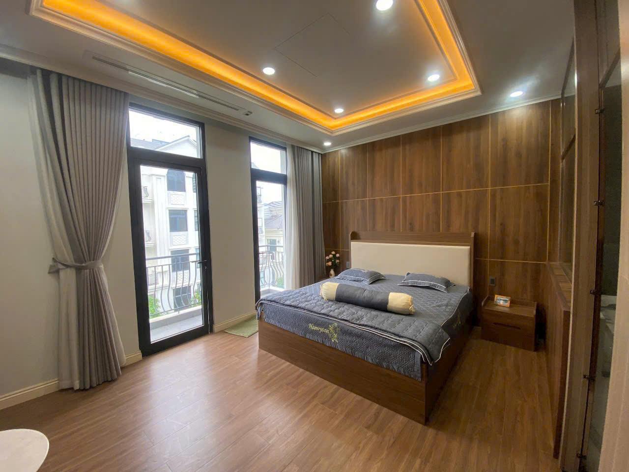 SỞ HỮU NGAY CĂN NHÀ ĐẸP - SIÊU VIP - Vị Trí Đắc Địa Tại Khu Vinhomes Q9 - Ảnh 2