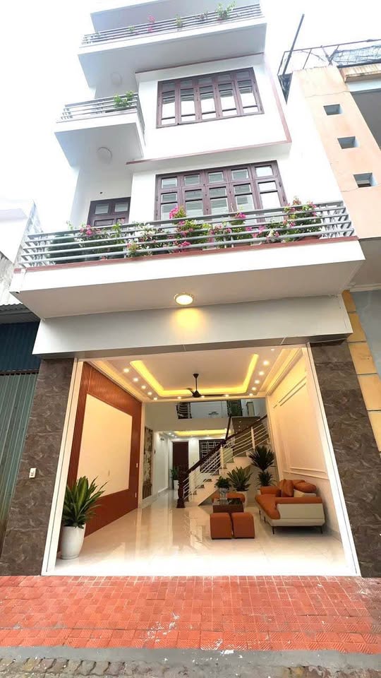Bán nhà 4 tầng khu Đặng Tất, gần đường Trường Chinh, ph Tân Bình, TP HD, 60m2, mt 5m, 4 ngủ - Ảnh 1