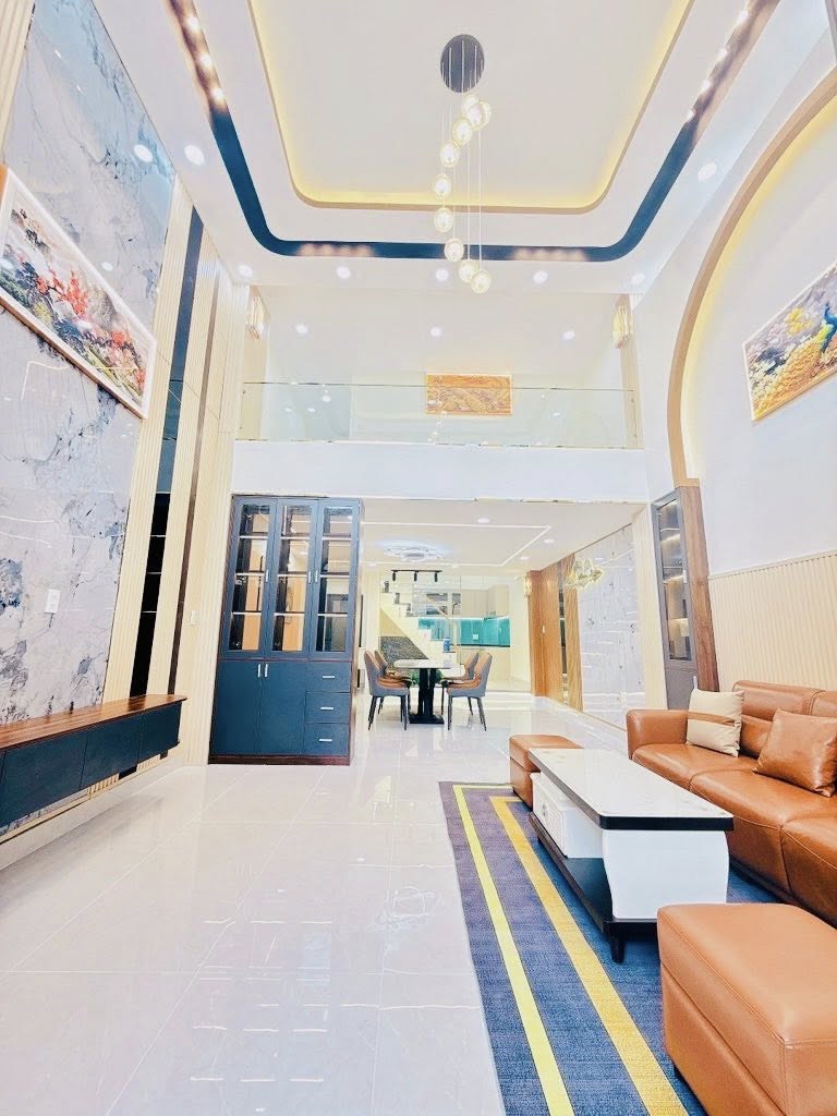 SIÊU PHẨM CẠNH AEON - NHÀ MỚI ĐẸP LUNG LINH - FULL NỘI THẤT - CHỈ 6.X TỶ - Ảnh 1
