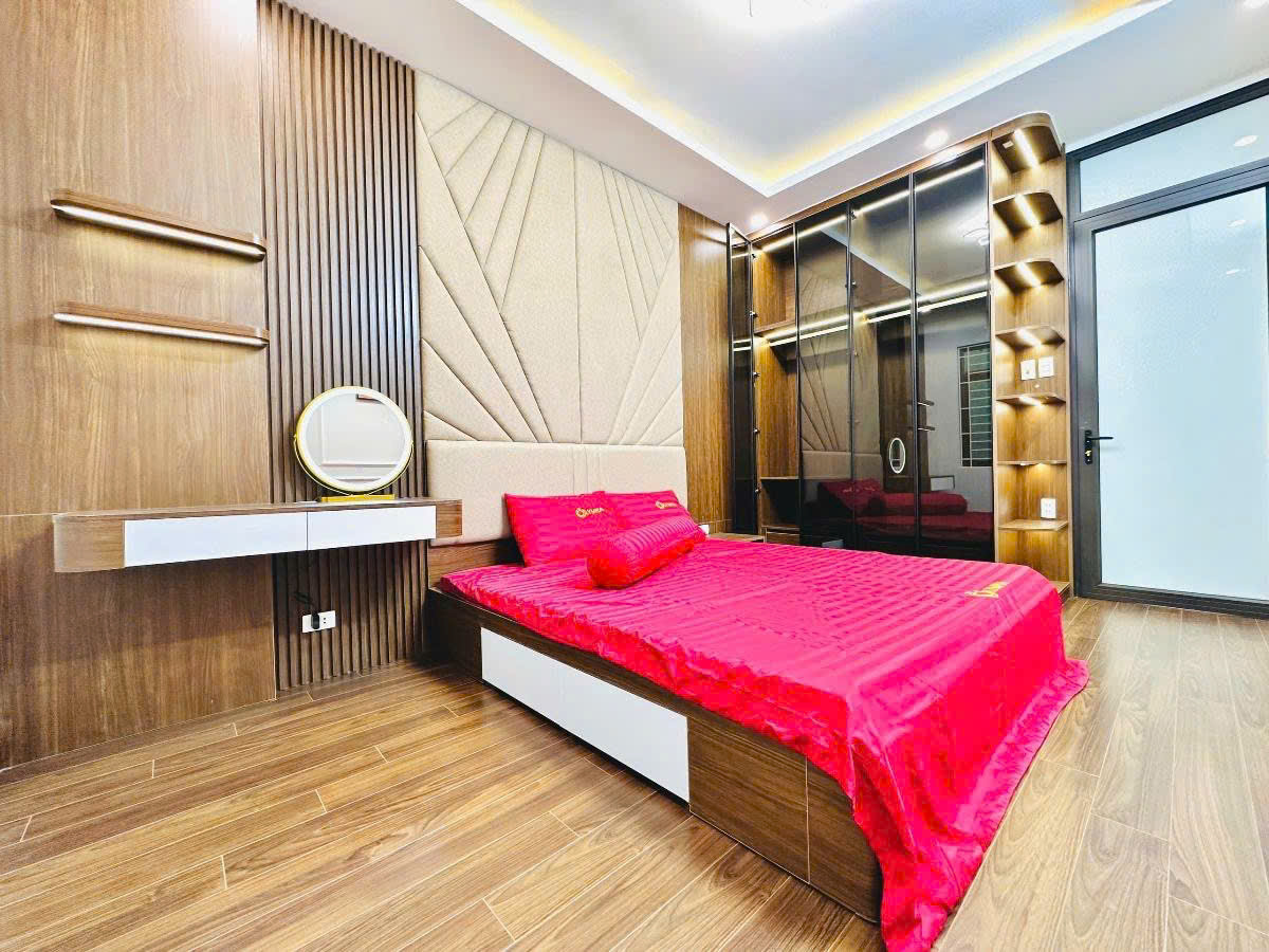 TRẦN QUỐC VƯỢNG - CẦU GIẤY VIP - HAI MẶT NGÕ - 41m2 5 tầng mặt tiền 3.3m Giá 9.85 tỷ - Ảnh chính