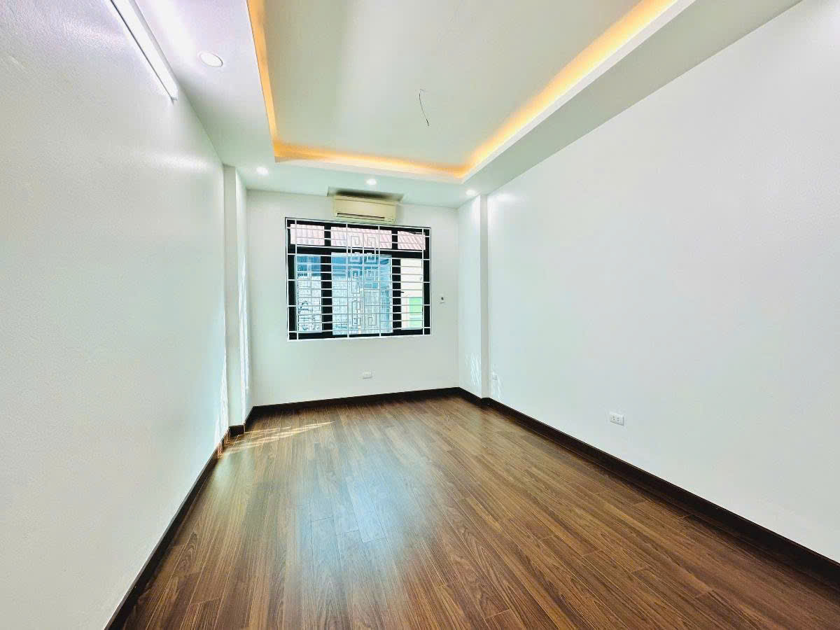 TRẦN QUỐC VƯỢNG - CẦU GIẤY VIP - HAI MẶT NGÕ - 41m2 5 tầng mặt tiền 3.3m Giá 9.85 tỷ - Ảnh 2