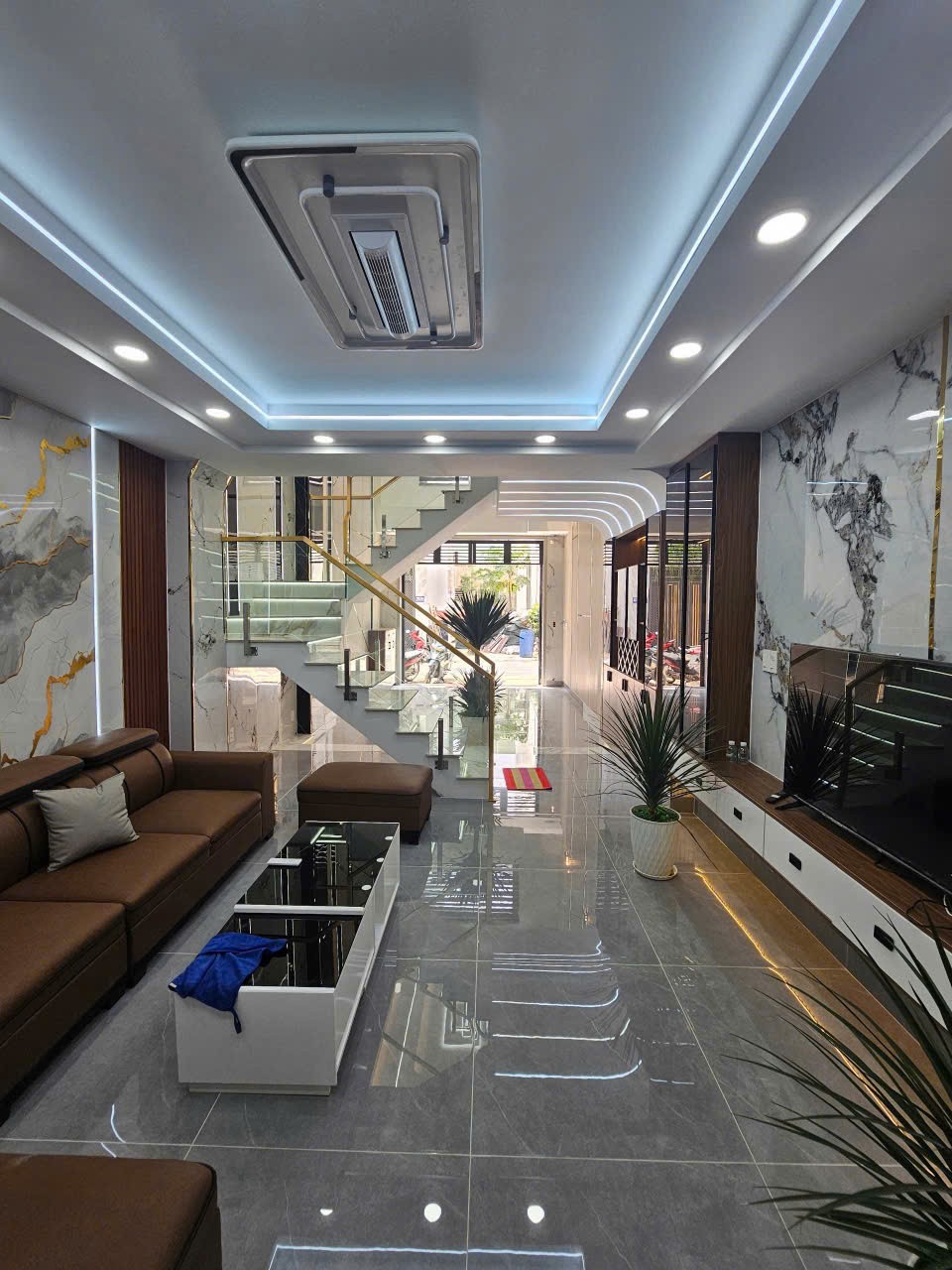 NHÀ CHÍNH CHỦ - GIÁ TỐT - Bán Nhà Tại 28/41 đường dọc kênh phường Hiệp Thành, quận 12, HCM - Ảnh chính