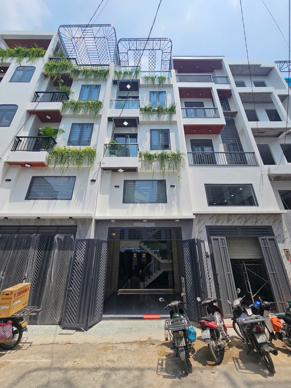NHÀ CHÍNH CHỦ - GIÁ TỐT - Bán Nhà Tại 28/41 đường dọc kênh phường Hiệp Thành, quận 12, HCM - Ảnh 1
