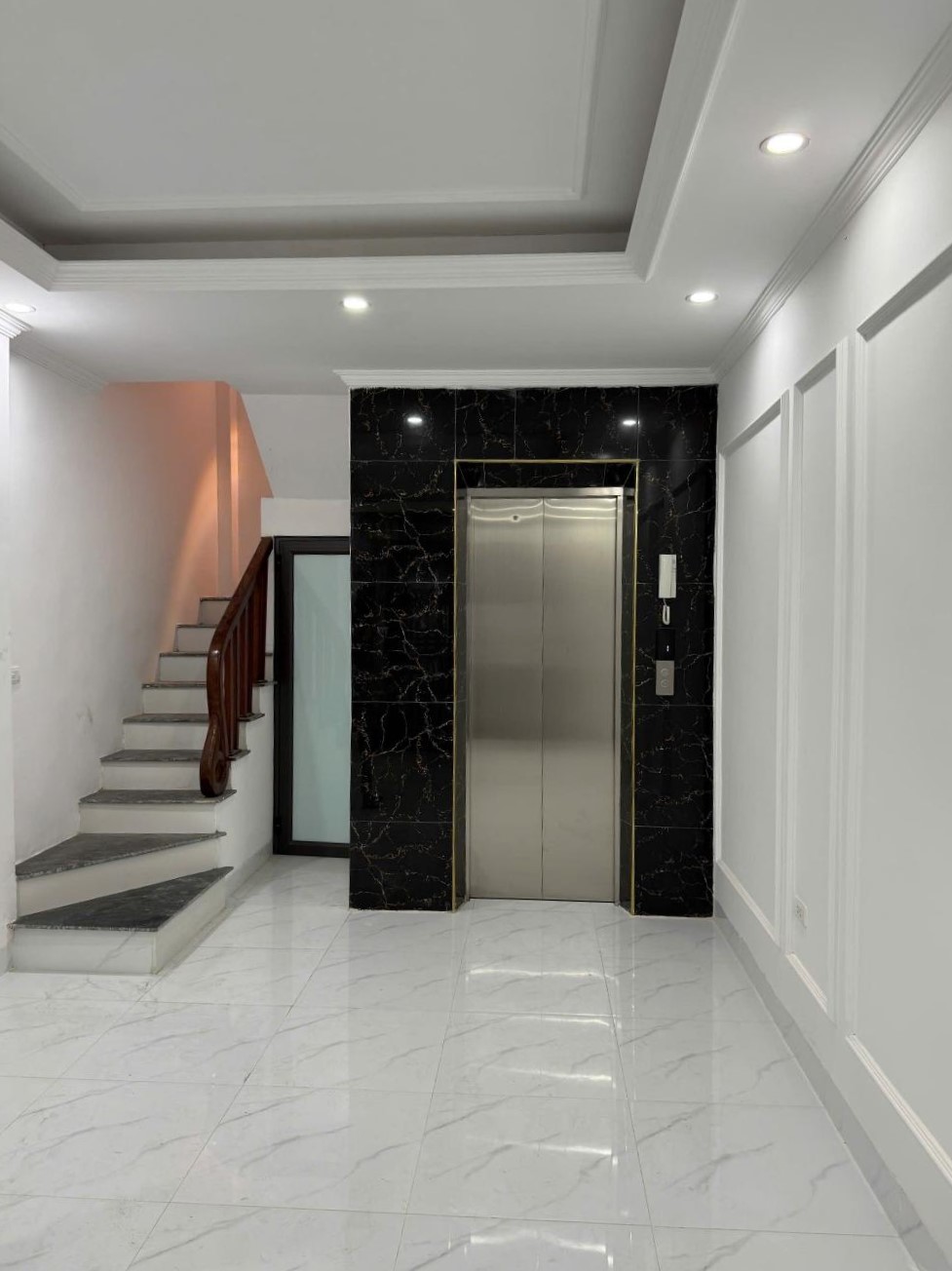 Bán nhà Kim Giang, Thanh Trì, Ô tô đỗ cổng, 6T thang máy, 33m2, 7.8tỷ - Ảnh 1