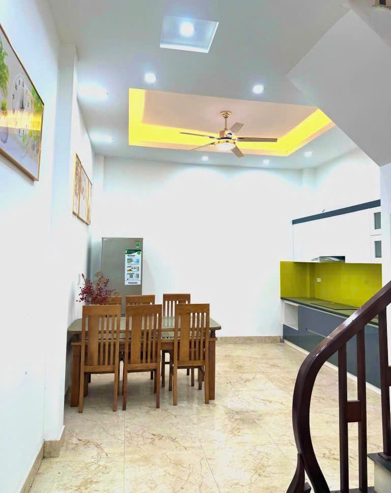 Lê Trọng Tấn, Nhà Đẹp, Diện Tích Rộng, Gần Phố 45m2 MT 4.5m giá chỉ 8.19 tỷ - Ảnh 2