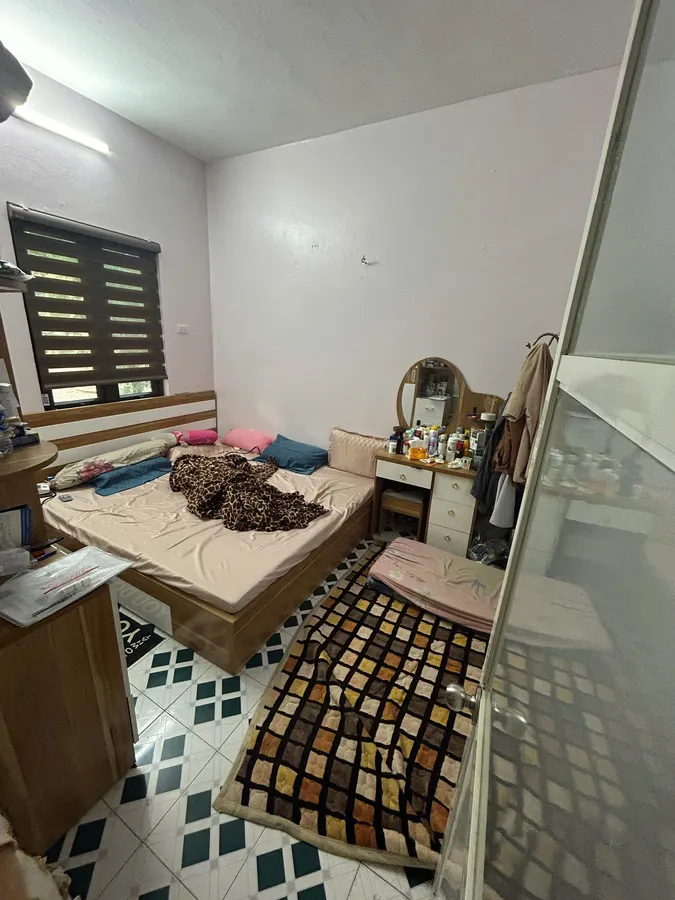 CẦN BÁN NHANH NHÀ MẶT NGÕ LƯƠNG ĐỊNH CỦA, KINH DOANH,CÁCH Ô TÔ 20M. 4T GIÁ NHỈNH 2 TỶ - Ảnh chính