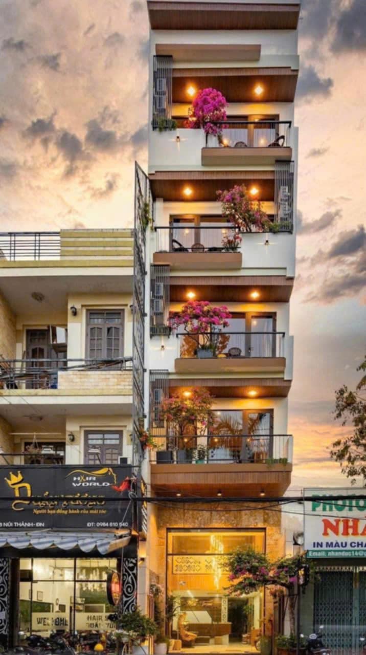 Tòa căn hộ Núi Thành, Hải Châu, Đà Nẵng  💥 Mô tả:  - Diện tích đất: 145,1 m2 - Diện tích sàn: 958,5 - Ảnh 1