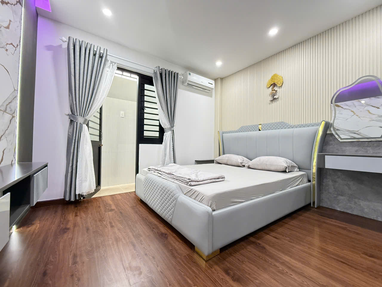 Bán nhà đẹp FULL nội thất Y hình khu VIP nhất Quận - Khu E Kim Long - Ảnh chính