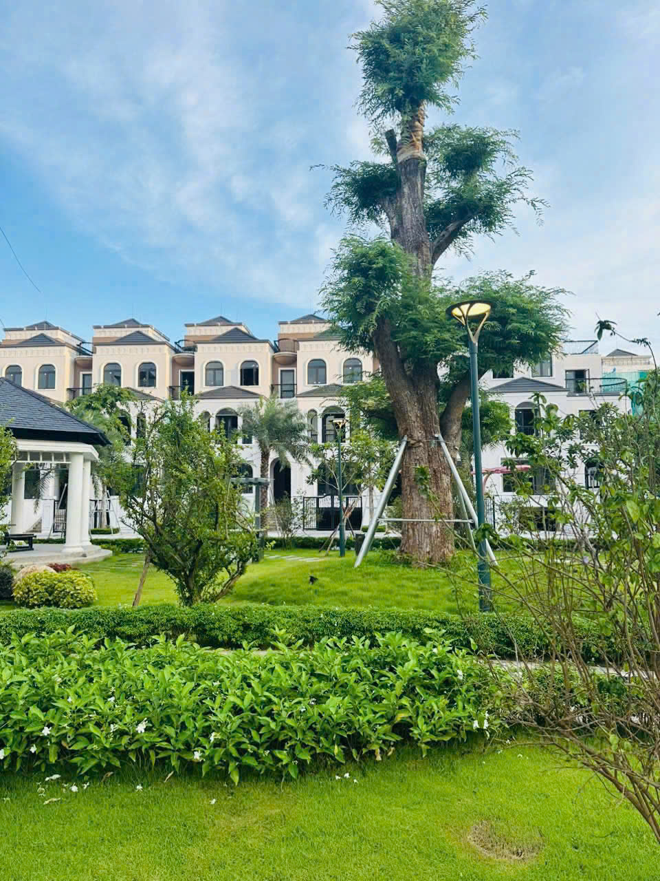 BÁN BTLK CIPUTRA – 2 MẶT THOÁNG, KHU GIA BY KITA, DT 140M², GIÁ 76–78 TỶ - Ảnh chính